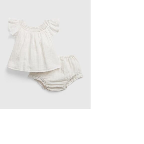 GAP Baby Girl 2-Piece Crinkle Gauze Crochet Outfit Set 6-12M - Picture 1 of 8